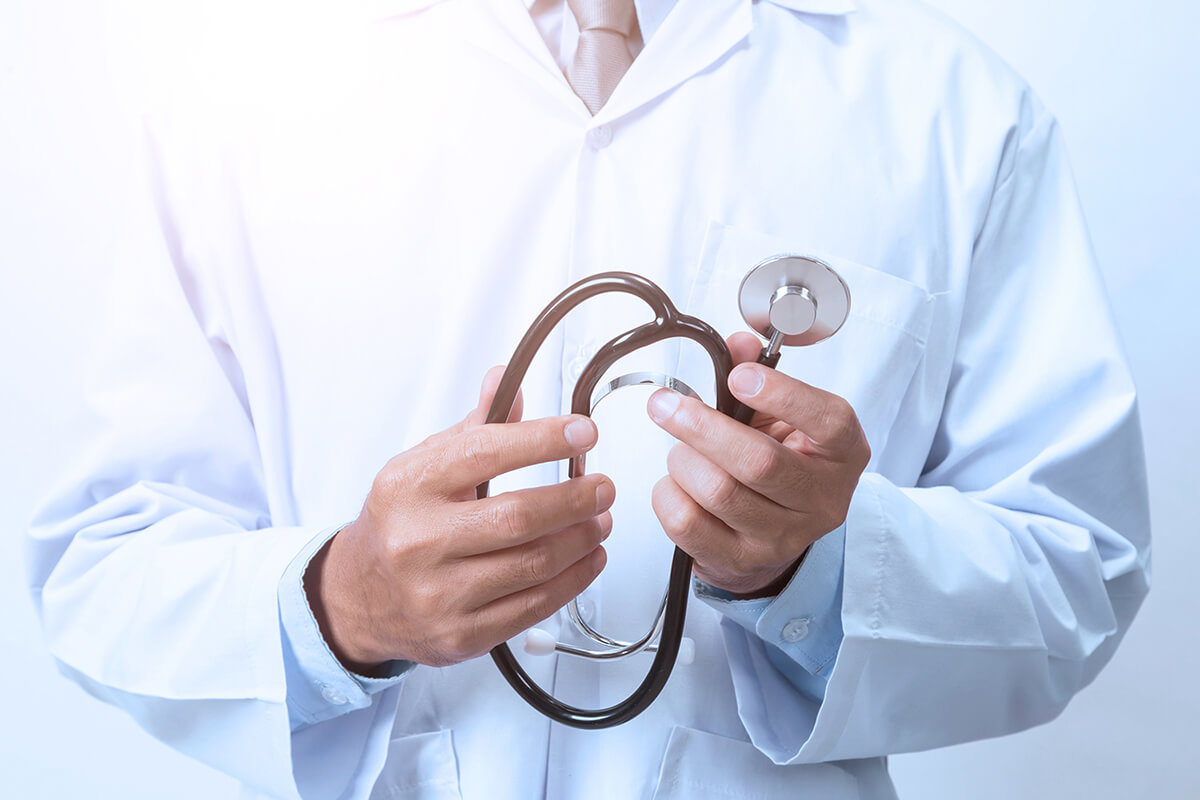 El mejor Angiólogo cerca de Metro Centro Médico CDMX